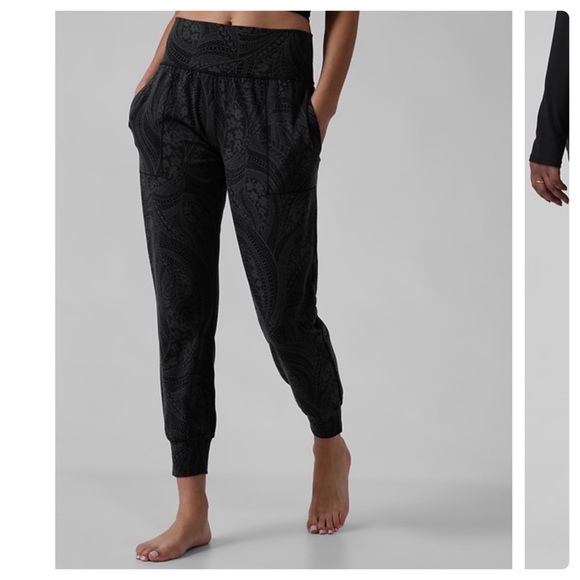 Athleta Pants & Jumpsuits Athleta Salutation Textured Jogger Poshmark